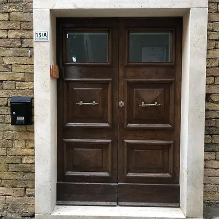 La Volta Diversa Centro Storico Appartement Fermo